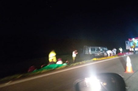 Acidente entre van e caminhão deixa mortos e feridos em Itu
