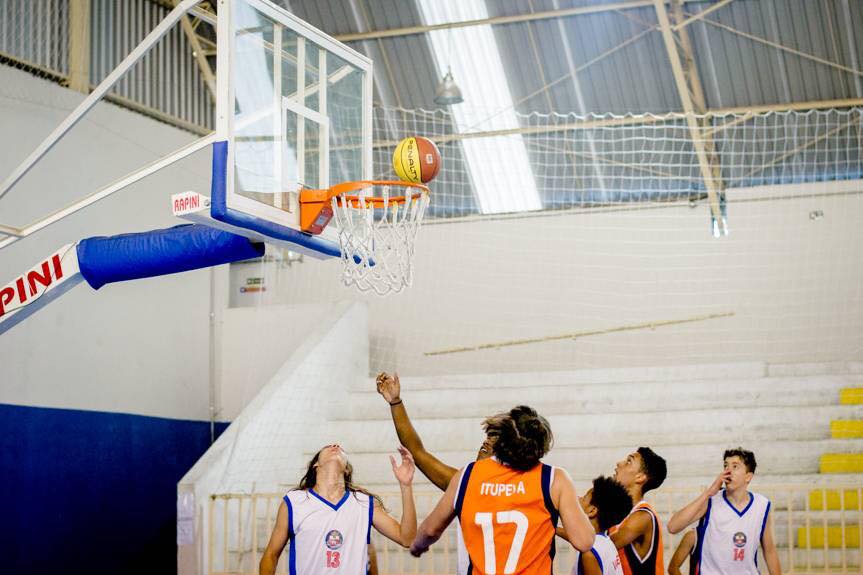 Estreia da Liga Metropolitana de Basquete com times de Itupeva