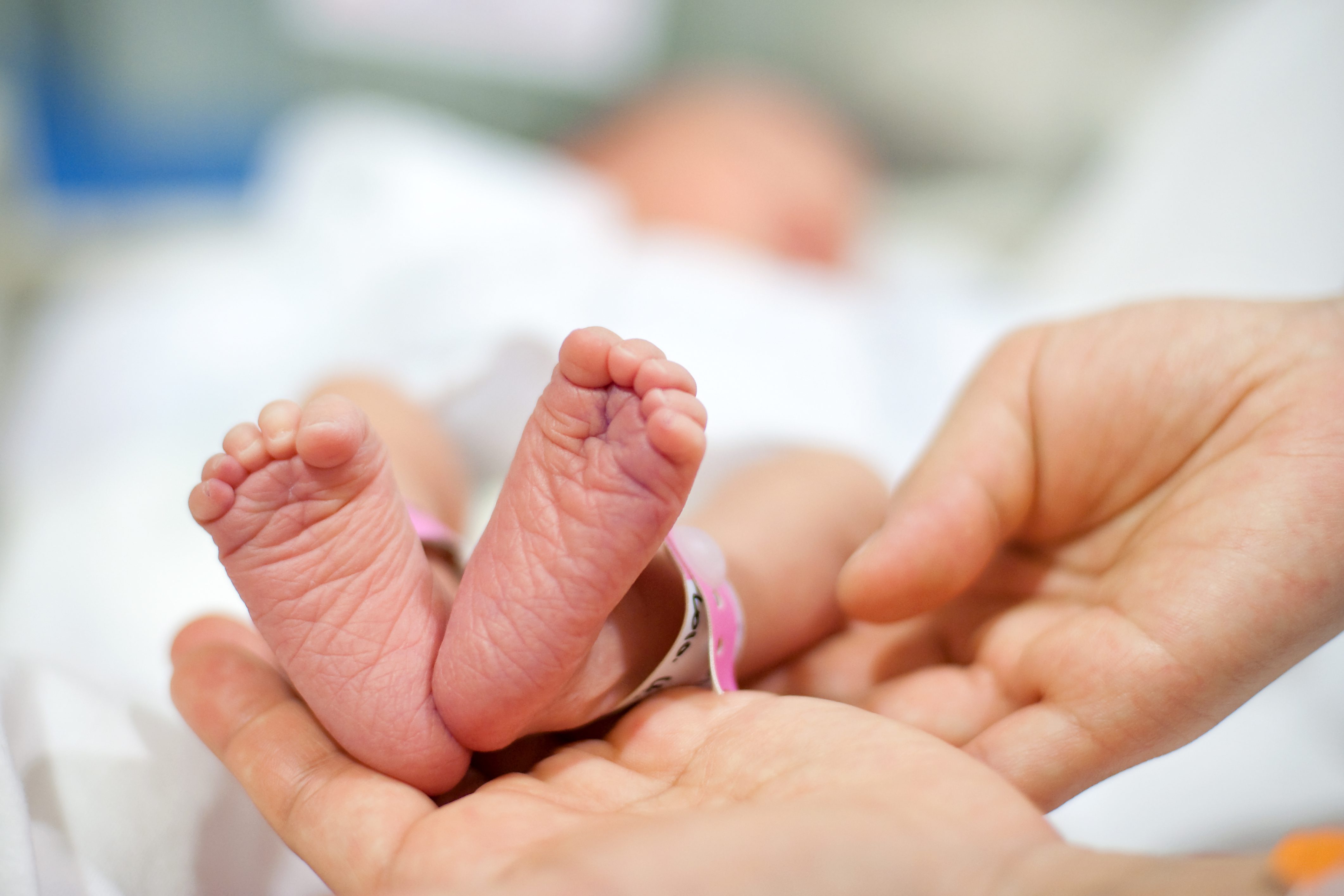 Pediatras pedem fim da obrigatoriedade do Teste da Linguinha