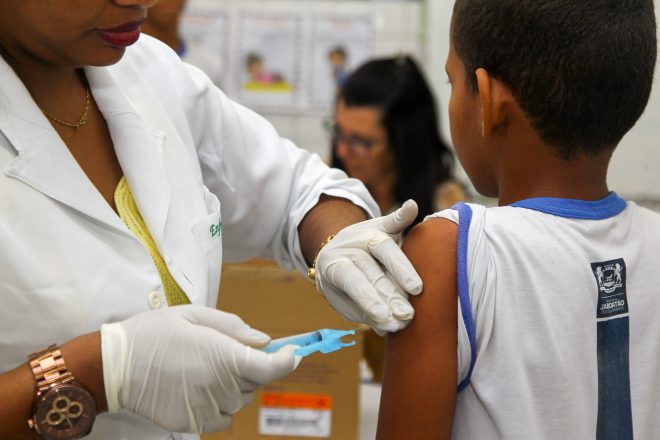 São Paulo inicia vacinação contra o sarampo