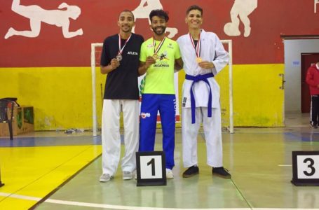 Primeiras medalhas de Itupeva chegam com o Karatê