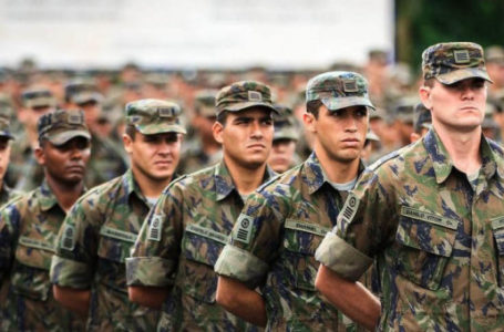 Militares brasileiros embarcam para missão de paz no Congo