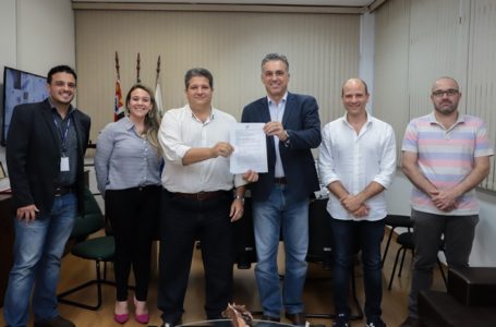 Prefeitura de Itupeva e SEBRAE-SP firmam parceria para fomentar novos negócios