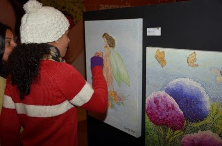 Obras criadas por alunos de Artes Plásticas abrem exposição em Cajamar