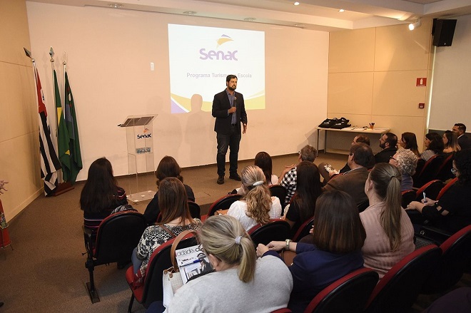 Senac apresenta programa Turismo na Escola à Prefeitura de Jundiaí