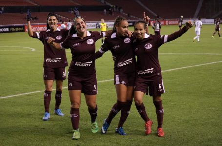 Ferroviária avança às quartas da Libertadores Feminina, no Equador