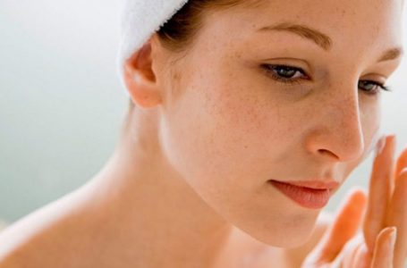 Como o colágeno pode ajudar VOCÊ contra o envelhecimento da pele?