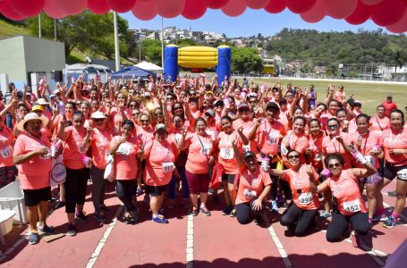 Caminhada Outubro Rosa reúne centenas de mulheres em Cajamar