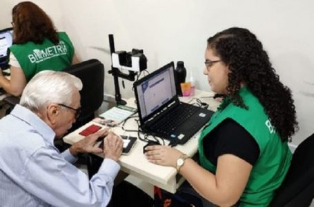Eleitor com mais de 70 anos que quer continuar a votar também precisa fazer a biometria