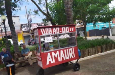 Dogão do Amauri faz 30 anos no Centro de Cabreúva