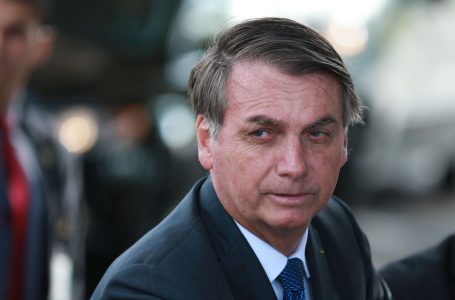 Bolsonaro diz que Congresso vai “sepultar” taxação de energia solar