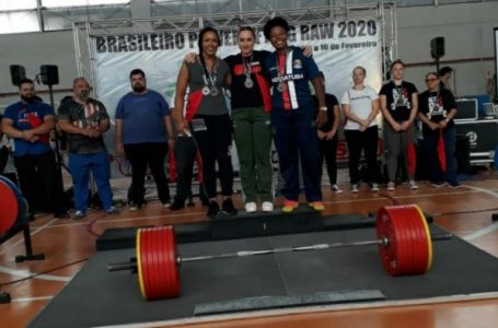 GM de Cabreúva é medalha de ouro em levantamento de peso