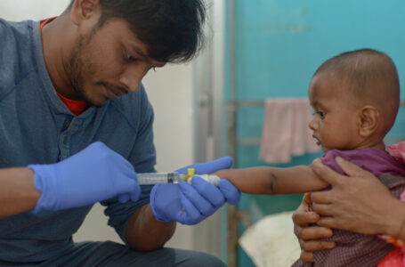 MSF enfrenta surto de sarampo no maior campo de refugiados do mundo