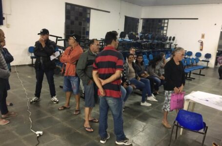 Moradores do Sopé da Serra participam de reunião em Cabreúva
