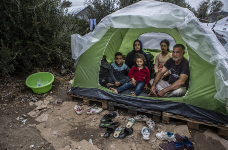 Coronavírus torna mais urgente evacuação de campos de refugiados na Grécia