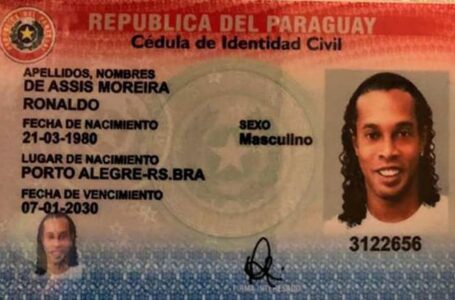 Autoridades paraguaias mantêm prisões de Ronaldinho e de seu irmão