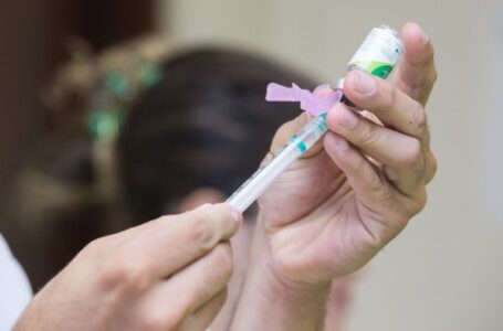 Gripe: professor e adulto de 55 a 59 anos já podem se vacinar em Cabreúva