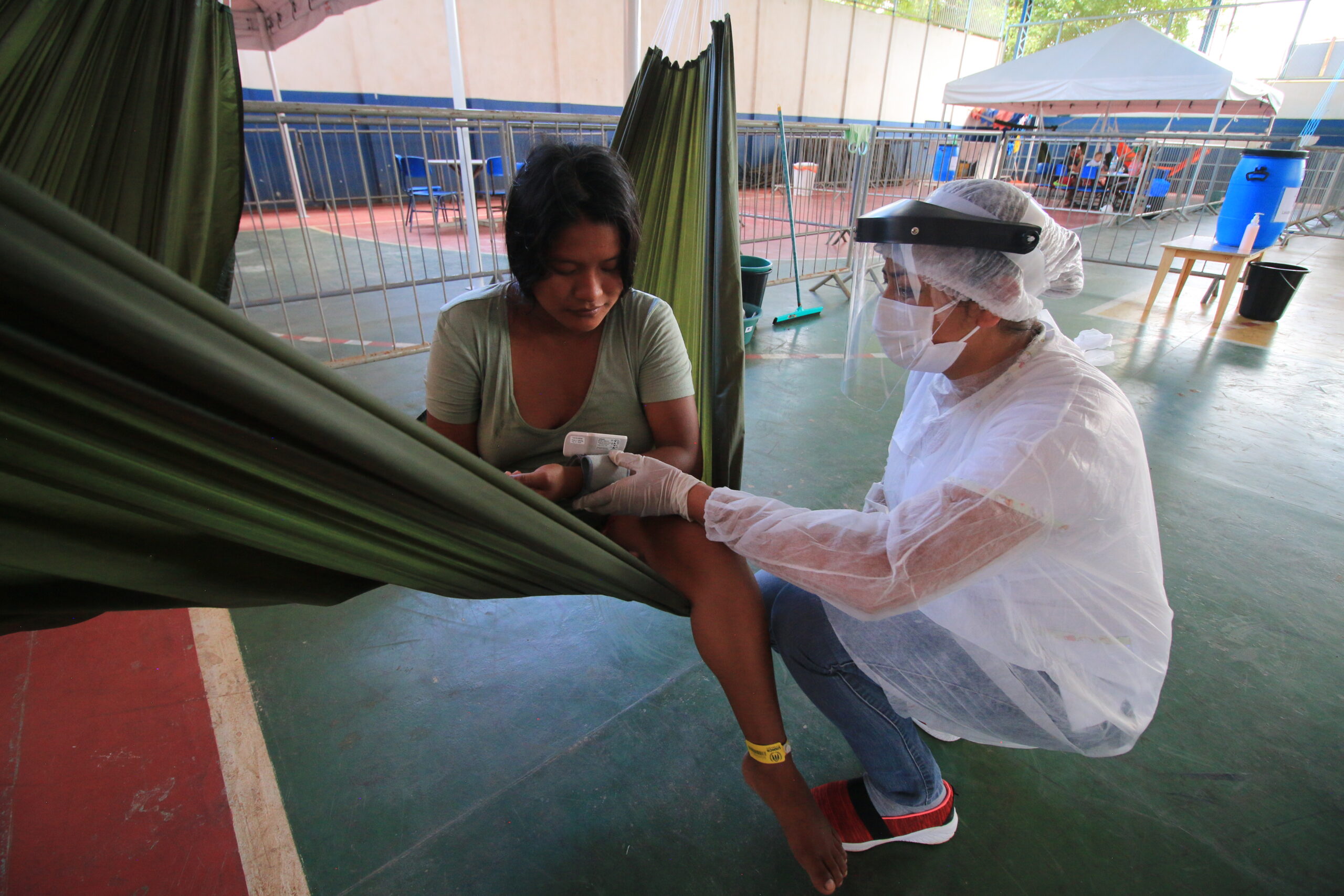 Com atuação em quatro estados brasileiros, MSF alerta que pandemia ainda não está perto de acabar no Brasil