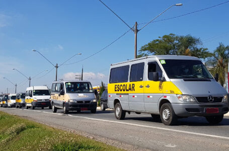 Motoristas de vans escolares itupevenses se unem à protesto por ajuda emergencial para a categoria