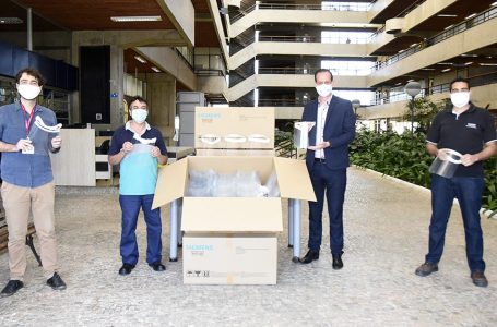 Jundiaí recebe 800 protetores faciais da Siemens Brasil