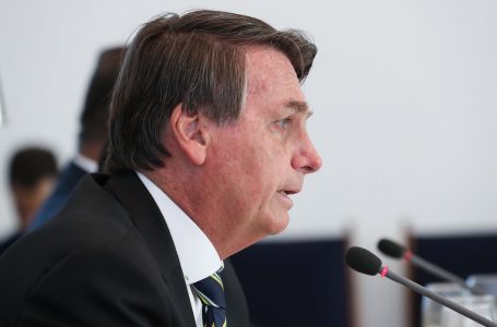 Governo vai manter o Bolsa Família, diz Bolsonaro