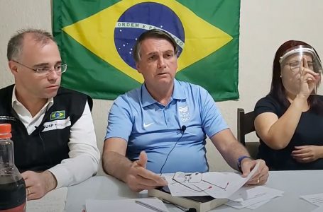 Bolsonaro promete vetar projeto que estabelece pena para quem recusar vacina