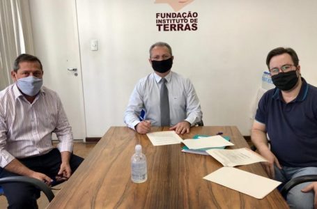 Itesp firma acordo para recuperação de nova área ambiental em assentamentos rurais