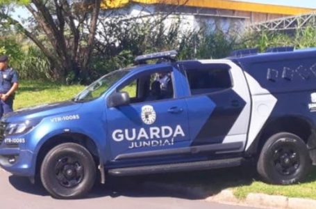 Trio rouba trailer de lanches em Jundiaí e dois acabam presos