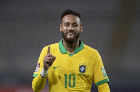 Brasil vence Peru com três de Neymar, que agora só marcou menos vezes que Pelé