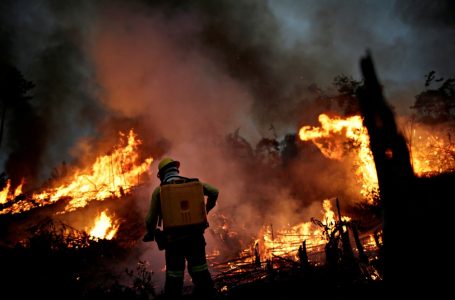 Acumulado de focos de incêndio na Amazônia de janeiro a setembro é o maior desde 2010, indicam dados do Inpe