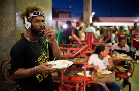 SP: Ação quer manter comida gratuita para pessoas em situação de rua