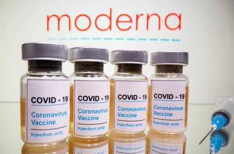 Moderna planeja solicitar autorização para uso emergencial da vacina contra Covid-19 nos EUA e Europa nesta segunda