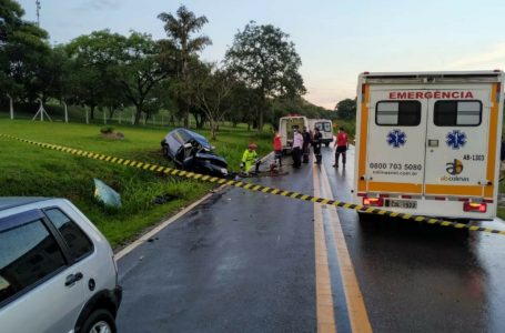 Motorista morre após colisão entre Uno e Camaro em Cabreúva