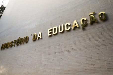 MEC muda para 1º de março aulas presenciais nas universidades federais