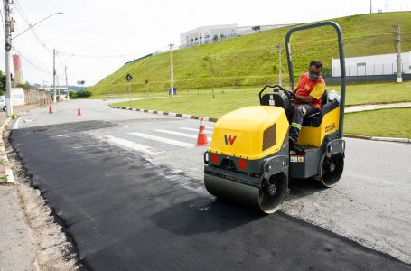 Operação Tapa Buraco segue realizando manutenção nas vias