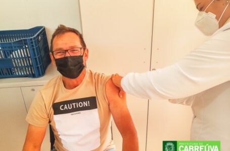 Saúde pretende imunizar mais de duas mil pessoas até o início da próxima semana