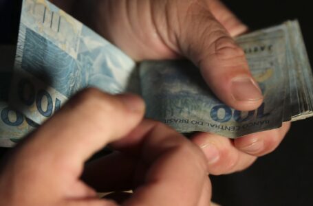Agência Brasil explica como consultar dinheiro esquecido em bancos