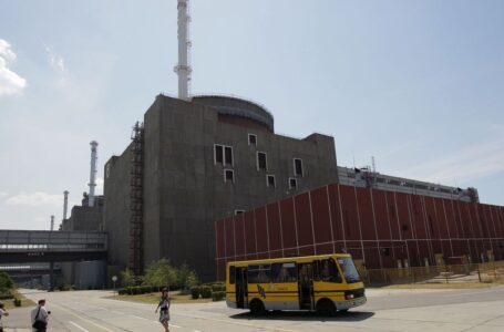 ONU faz reunião de emergência após ataque à usina nuclear da Ucrânia