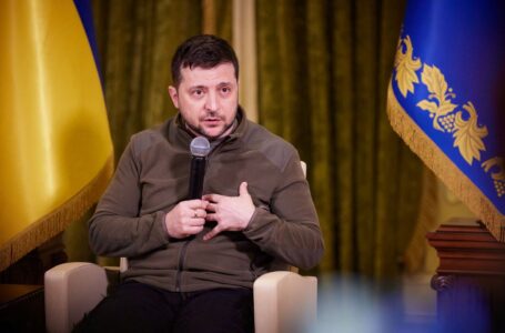 Negocie paz agora ou sofra por gerações, diz presidente da Ucrânia