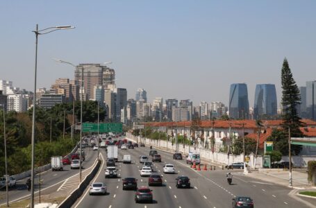 Em SP, rodízio de veículos não vigora no feriado da Paixão de Cristo